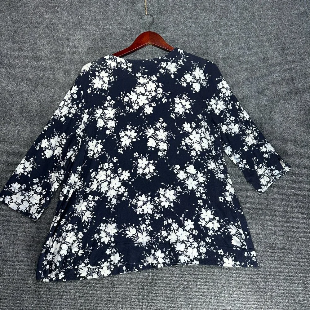 J Jill Top Womens Large Wearever Collection 3/4 Sleeve Navy Blue White Floral - Picture 7 of 9